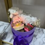 Yuvarlak Kutuda Işıklı Lale